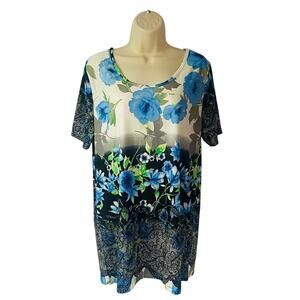Simply Aster Tunic Top Size 2X Pullover Short Sleeve Floral Artsy Stretch Blouse